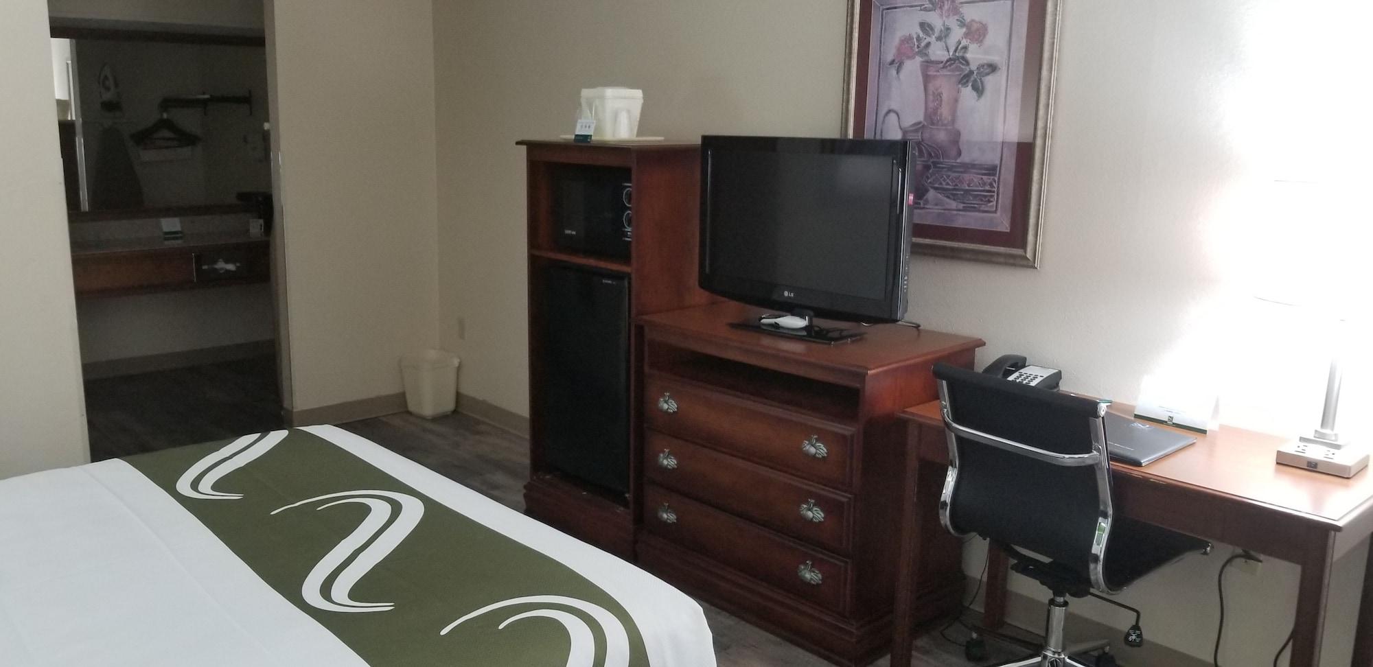 Quality Inn Pelham I-65 Exit 246 Eksteriør billede