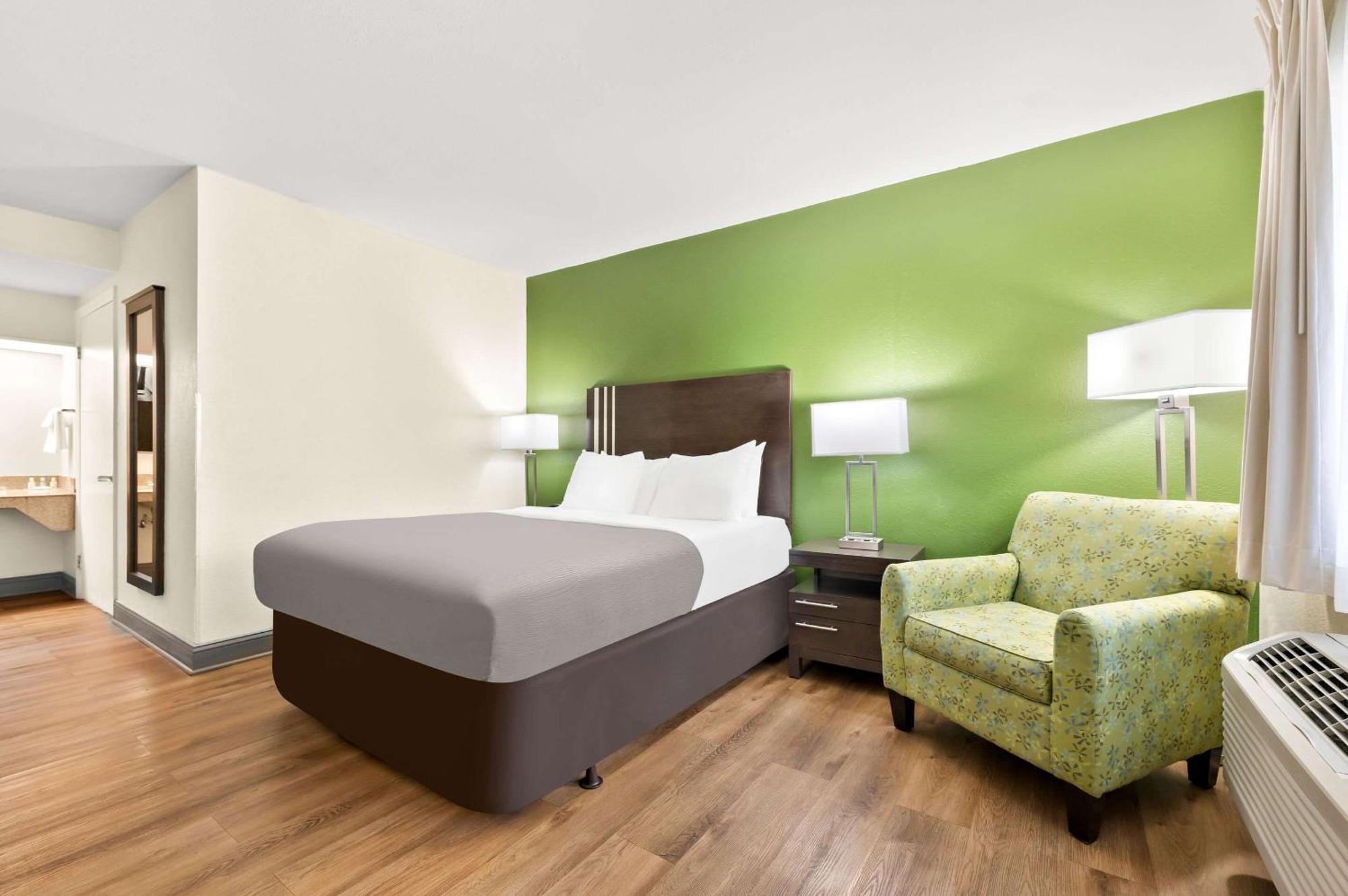 Quality Inn Pelham I-65 Exit 246 Eksteriør billede